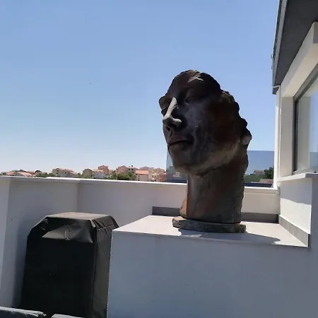 Lio I Villa