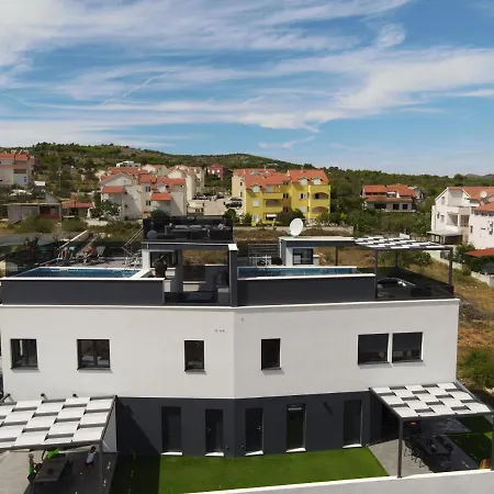 Lio I * Vodice